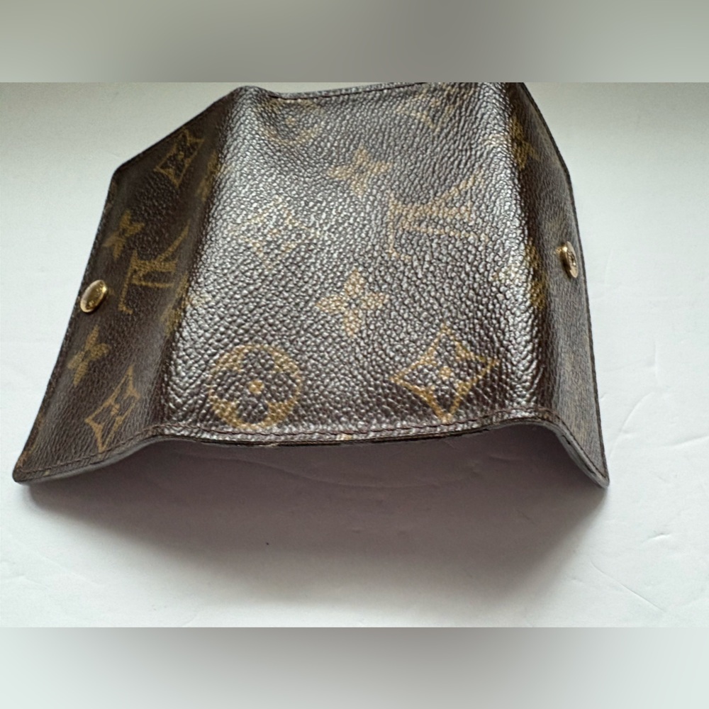 Louis Vuitton Brown Monogram Wallet - Picture 6 of 6